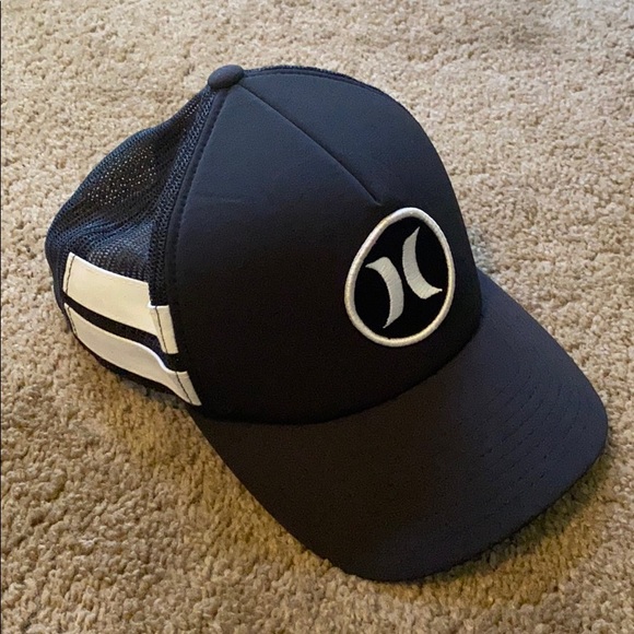 Hurley Other - Hurley SnapBack hat